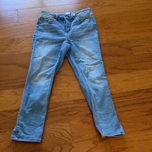 Light Blue Women’s Classic Slim Jeans